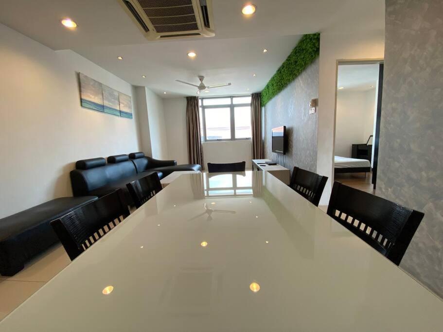 Spacious 3R,2R,Studio 5Min Walk To Time Square,Lalaport, Pool,Gym,Wifi Apartment กัวลาลัมเปอร์ ภายนอก รูปภาพ