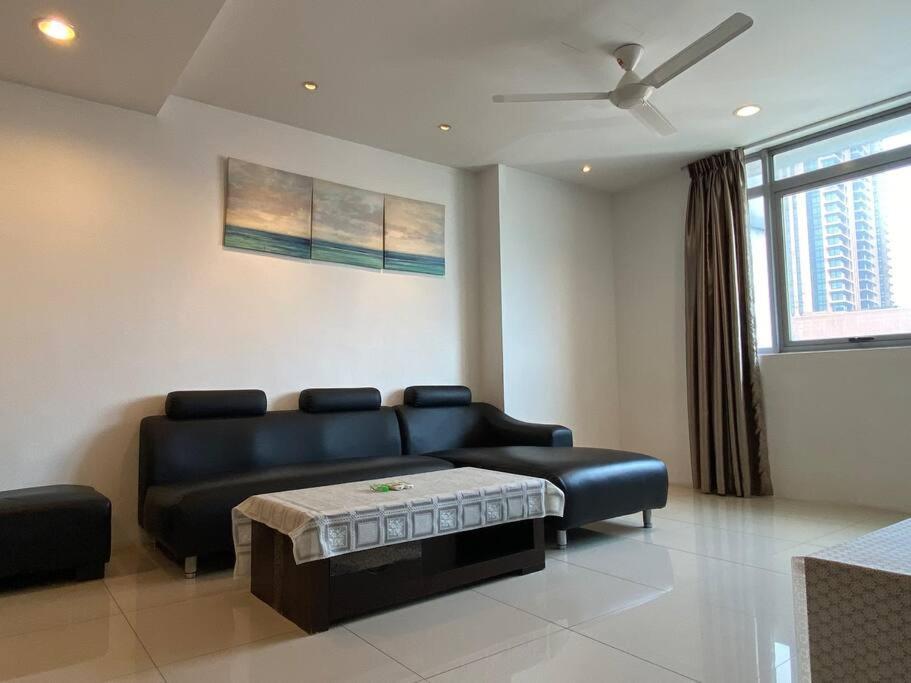 Spacious 3R,2R,Studio 5Min Walk To Time Square,Lalaport, Pool,Gym,Wifi Apartment กัวลาลัมเปอร์ ภายนอก รูปภาพ
