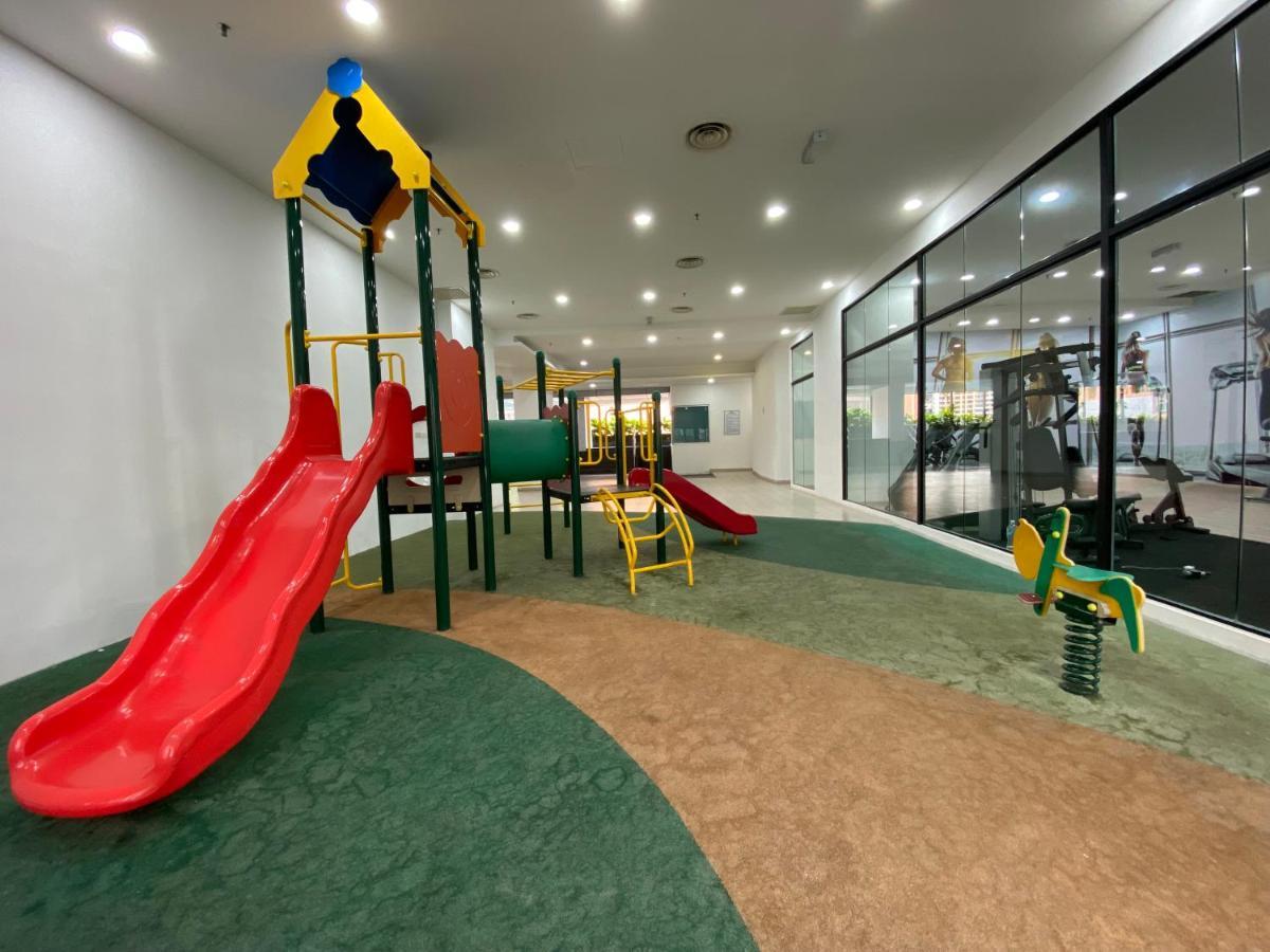 Spacious 3R,2R,Studio 5Min Walk To Time Square,Lalaport, Pool,Gym,Wifi Apartment กัวลาลัมเปอร์ ภายนอก รูปภาพ